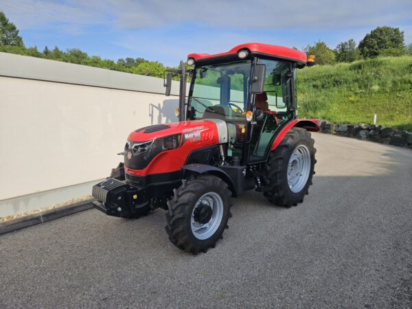 Hattat C3085 tractors